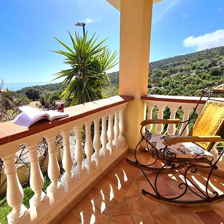 Vista Mare E Montagna Apartment กาลาโกโนเน ภายนอก รูปภาพ